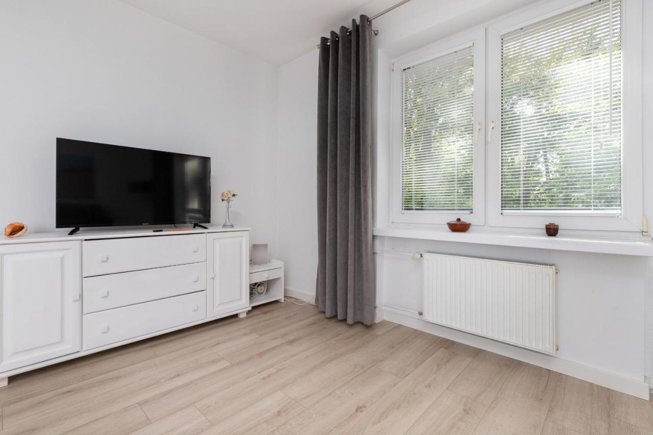 Gdanska Two-Bedroom Apartment Brzezno Beach By Noclegi Renters Exterior foto