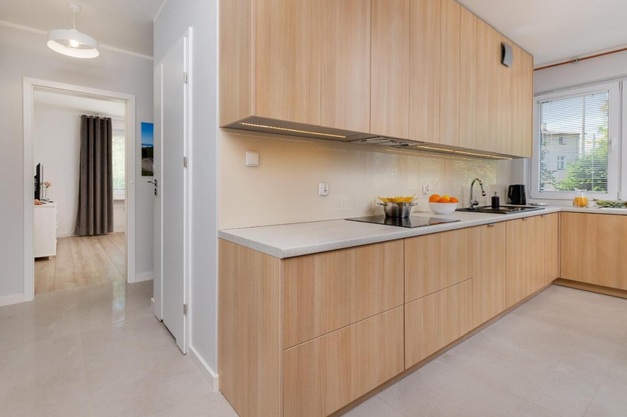 Gdanska Two-Bedroom Apartment Brzezno Beach By Noclegi Renters Exterior foto