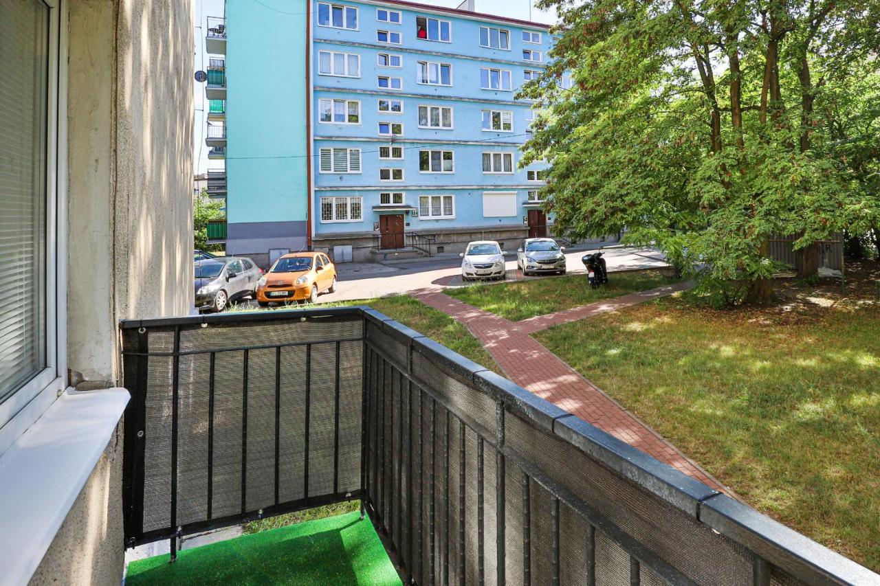 Gdanska Two-Bedroom Apartment Brzezno Beach By Noclegi Renters Exterior foto