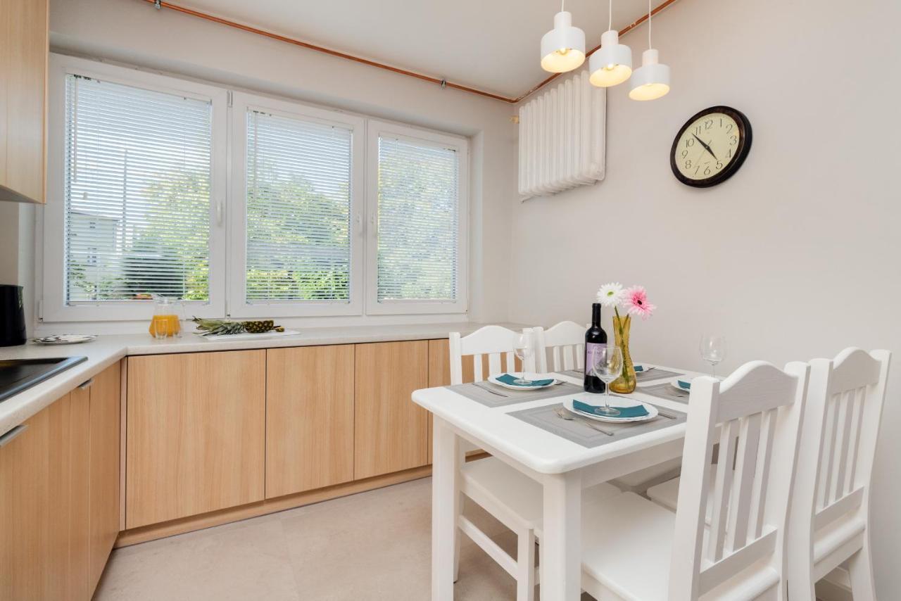 Gdanska Two-Bedroom Apartment Brzezno Beach By Noclegi Renters Exterior foto