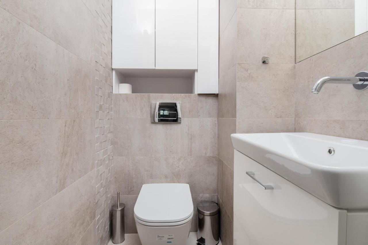 Gdanska Two-Bedroom Apartment Brzezno Beach By Noclegi Renters Exterior foto