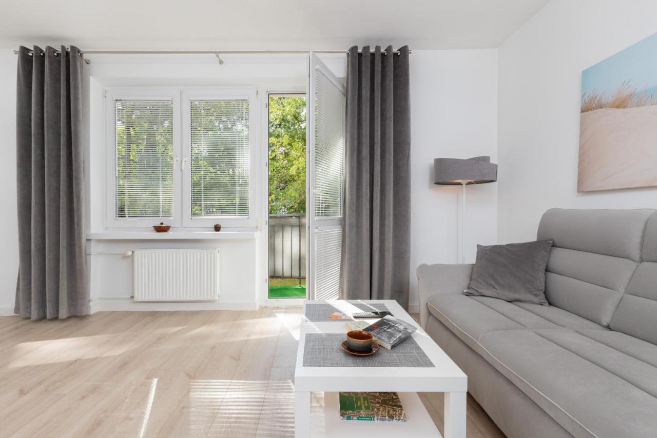 Gdanska Two-Bedroom Apartment Brzezno Beach By Noclegi Renters Exterior foto